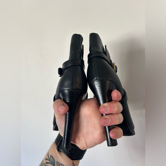 Tory Burch "Dorese" Leather High Heel Ankle Bootie Boots Black SZ 5-1/2 - Picture 5 of 8